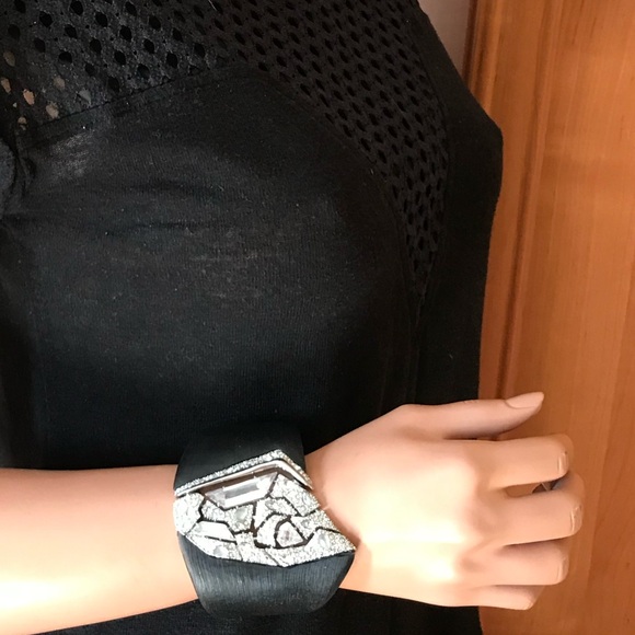 Alexis Bittar Black Lucite Hinged Bracelet with Crystals in Silver Setting. - Picture 4 of 11